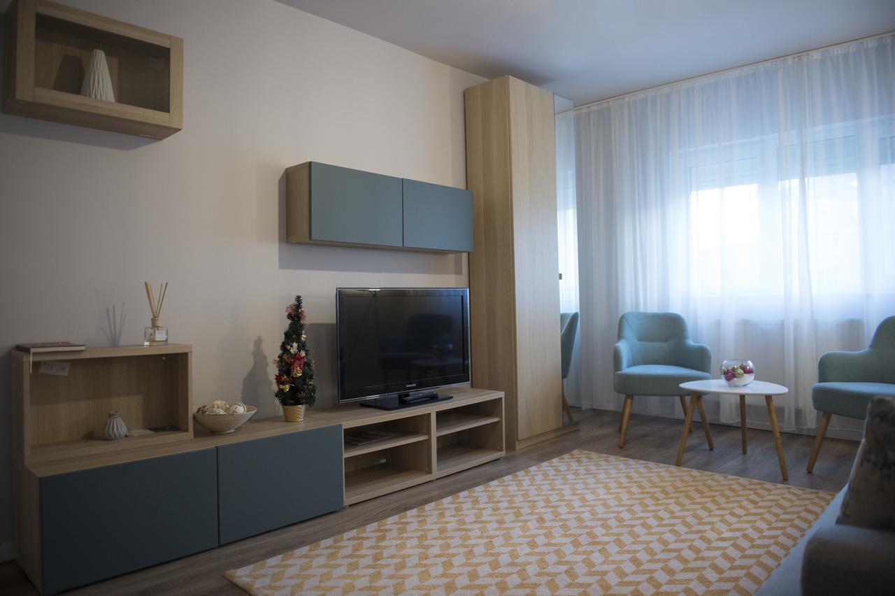 Smp Apartment 2 티미쇼아라 외부 사진