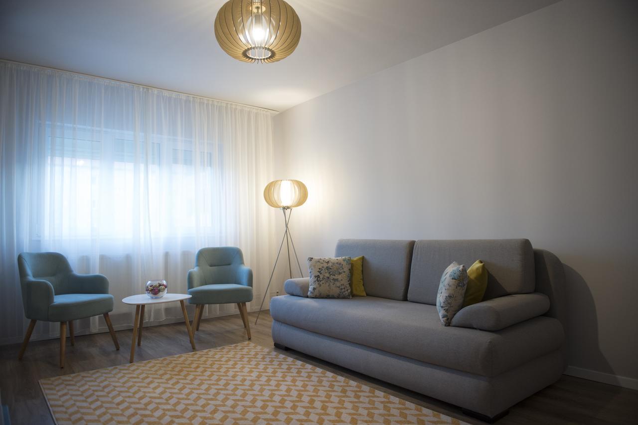 Smp Apartment 2 티미쇼아라 외부 사진