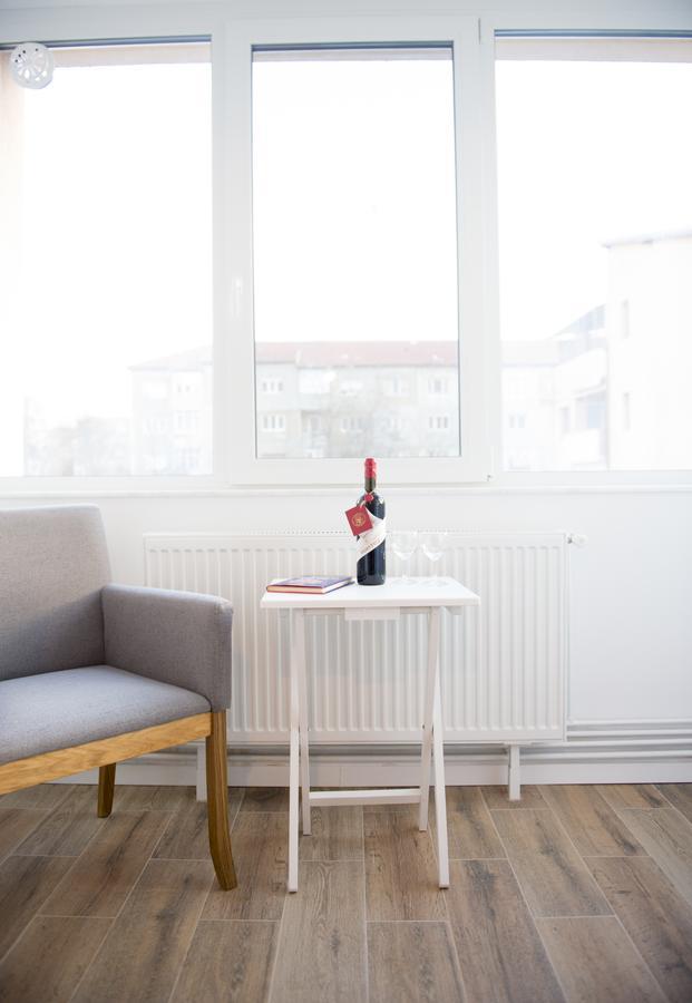 Smp Apartment 2 티미쇼아라 외부 사진